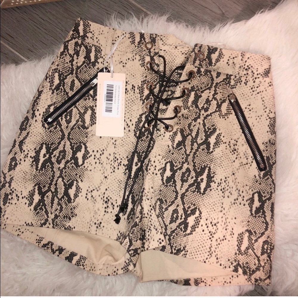 Snake skin Tie up shorts
